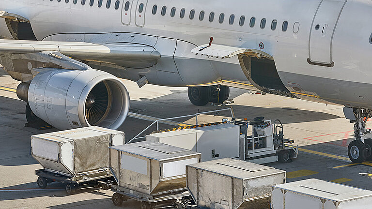 Leichtbau-Werkstoffe für Luftfrachtcontainer