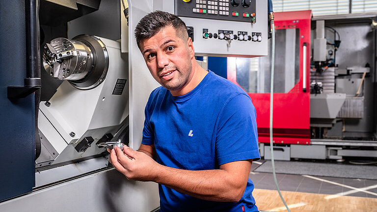 LAMILUX Karriere Produktionsmitarbeiter Blechbearbeitung