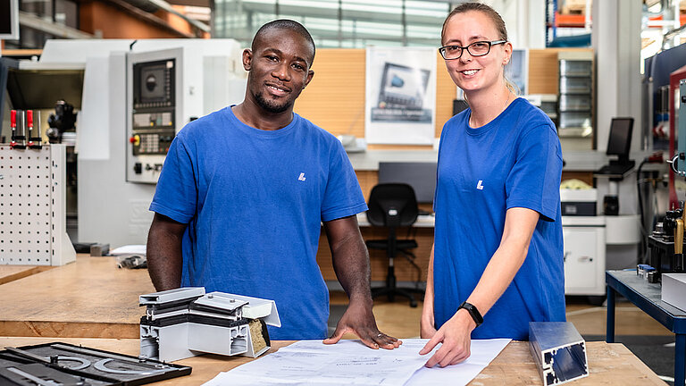 LAMILUX Karriere Produktionsmitarbeiter Montage