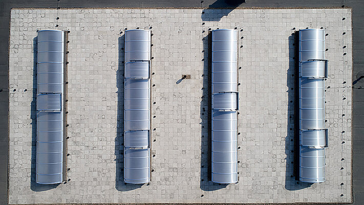 LAMILUX Lichtband B - Bekleidungsfabrik Bosco Kaluga