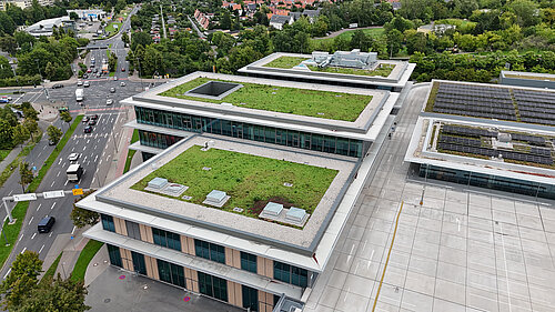 Dach des Kaufpark Dresden mit MRA Lösung von LAMILUX