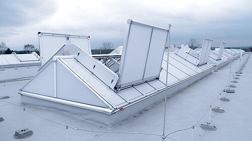 LAMILUX Lichtband S - Silon, Tschechien