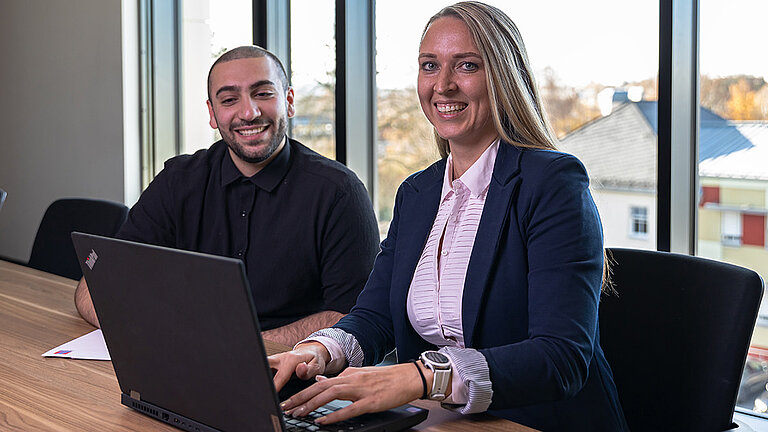LAMILUX Karriere Berufserfahrene Online-Kommunikation