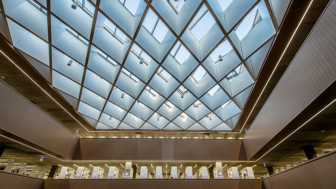 Energieeffizienz durch Glasdach von LAMILUX